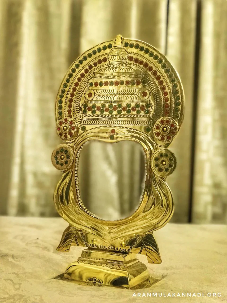 Aranmula Kannadi - Kerala